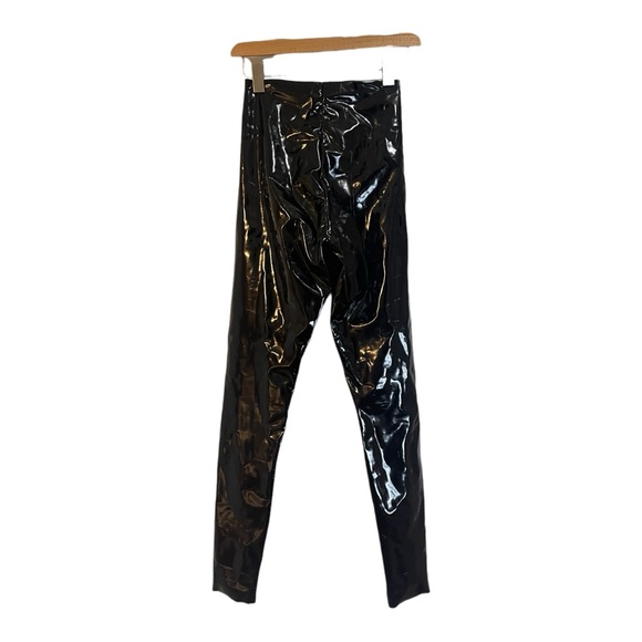 Commando Faux Patent Leather Pull On Pants Women's Size Small - Picture 2 of 5